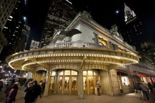 grand-central-clock-horizontal-gallery-2